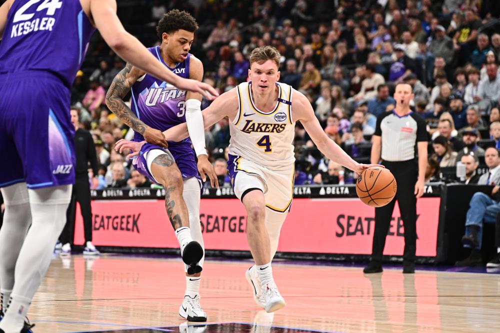 自己的巨星 自己的巨星